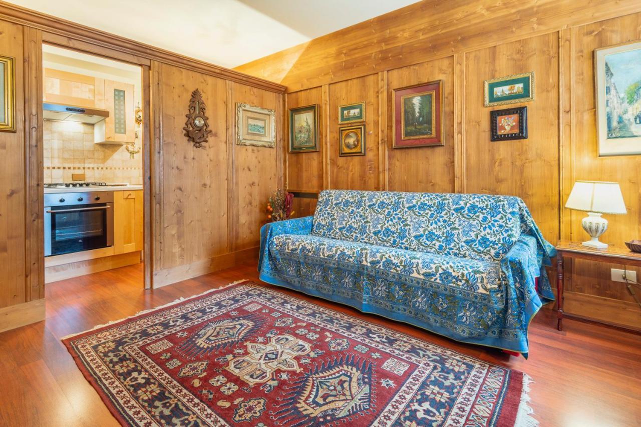 Villa S. Francesco - Stayincortina كورتينا دامبيتزو المظهر الخارجي الصورة