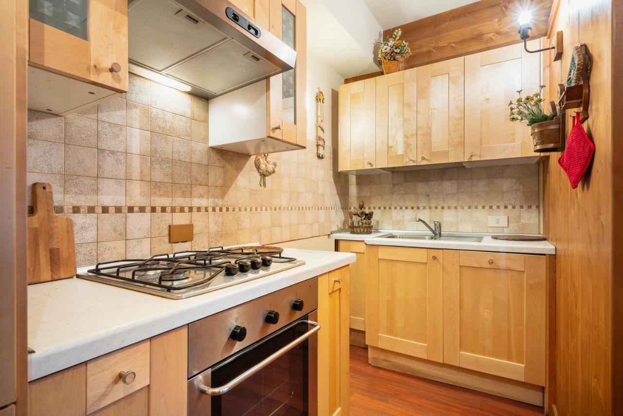 Villa S. Francesco - Stayincortina كورتينا دامبيتزو المظهر الخارجي الصورة